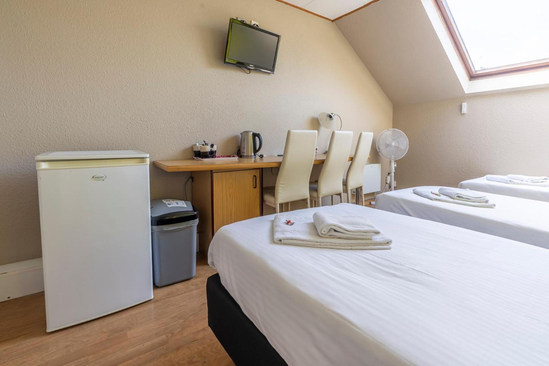 Отель Sleep & Go Brugge Экстерьер фото